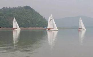 吃瓜群众船上岸,揭秘水上生活背后的故事